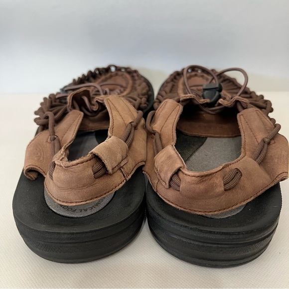 Keen Men’s UNEEK Brown Sandals main image 6